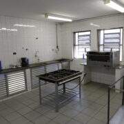 ABCasa Social doou cozinha industrial para beneficiar comunidade do Jaguaré, em São Paulo